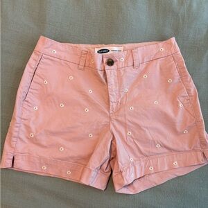 Pink floral Old Navy shorts. So cute for summer. Size 4. Lightly worn.